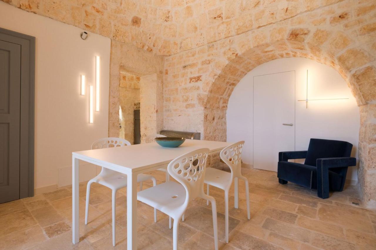 Truloco Nuzzi - Luxury Domus Villa โลโกโรตอนโด ภายนอก รูปภาพ