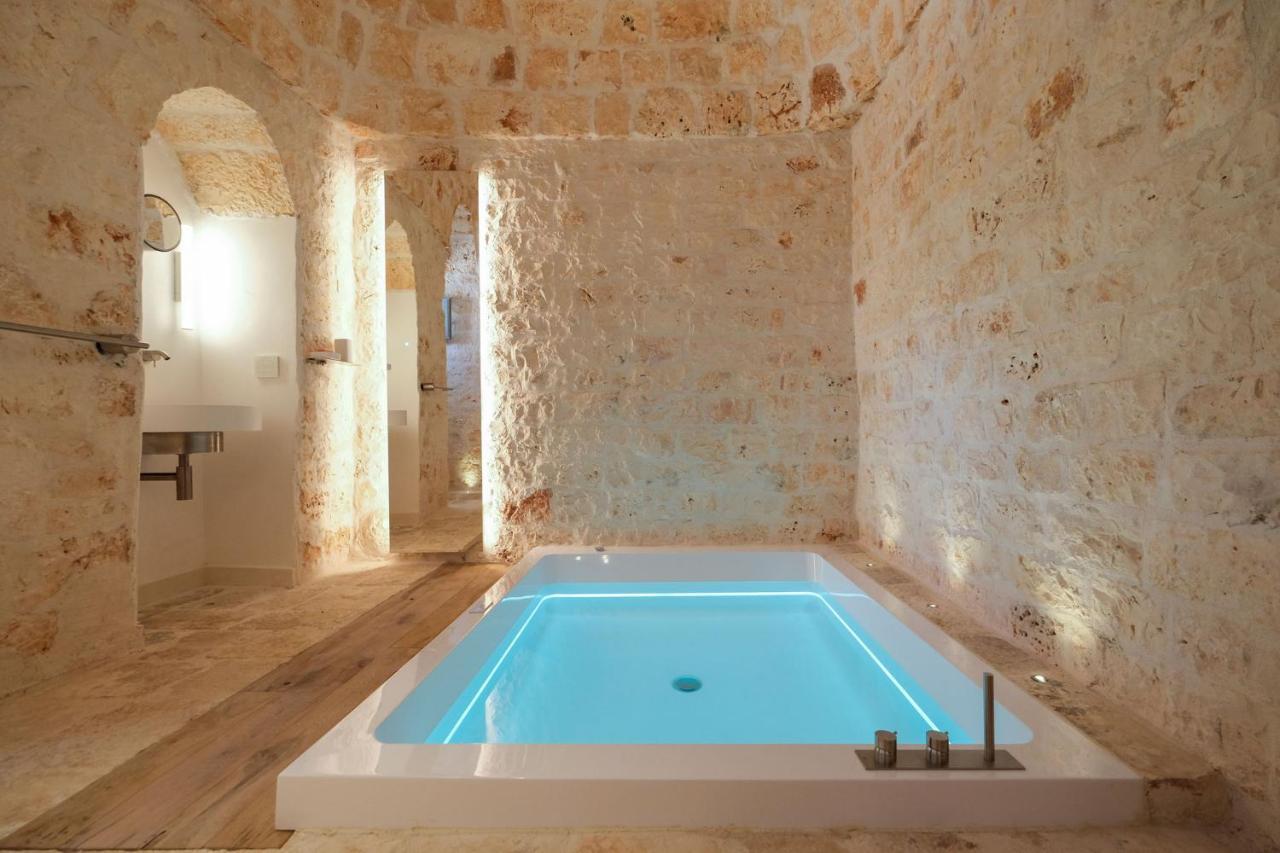 Truloco Nuzzi - Luxury Domus Villa โลโกโรตอนโด ภายนอก รูปภาพ