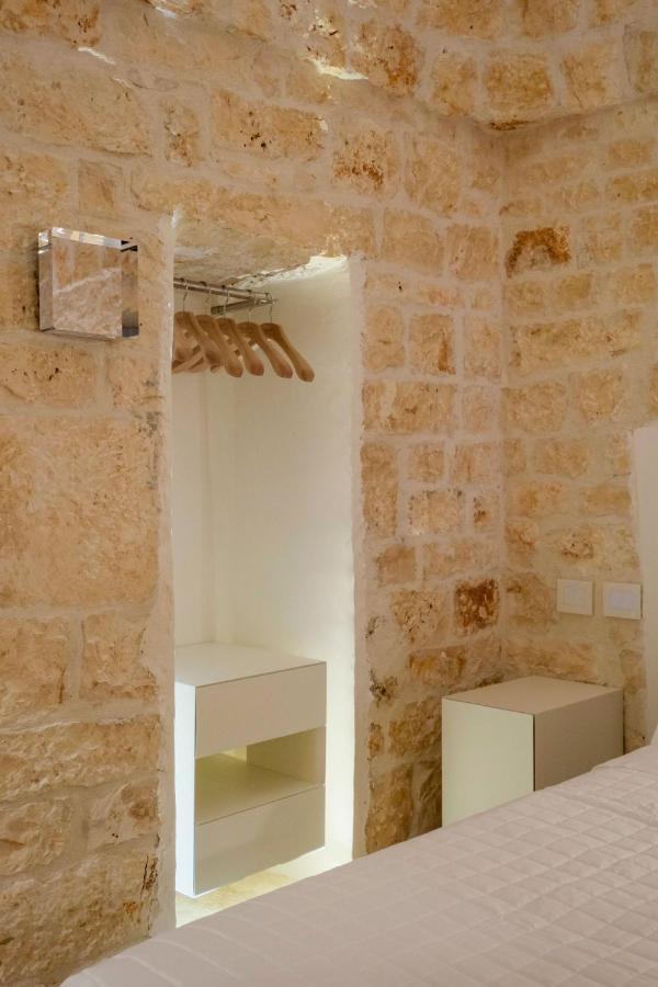 Truloco Nuzzi - Luxury Domus Villa โลโกโรตอนโด ภายนอก รูปภาพ
