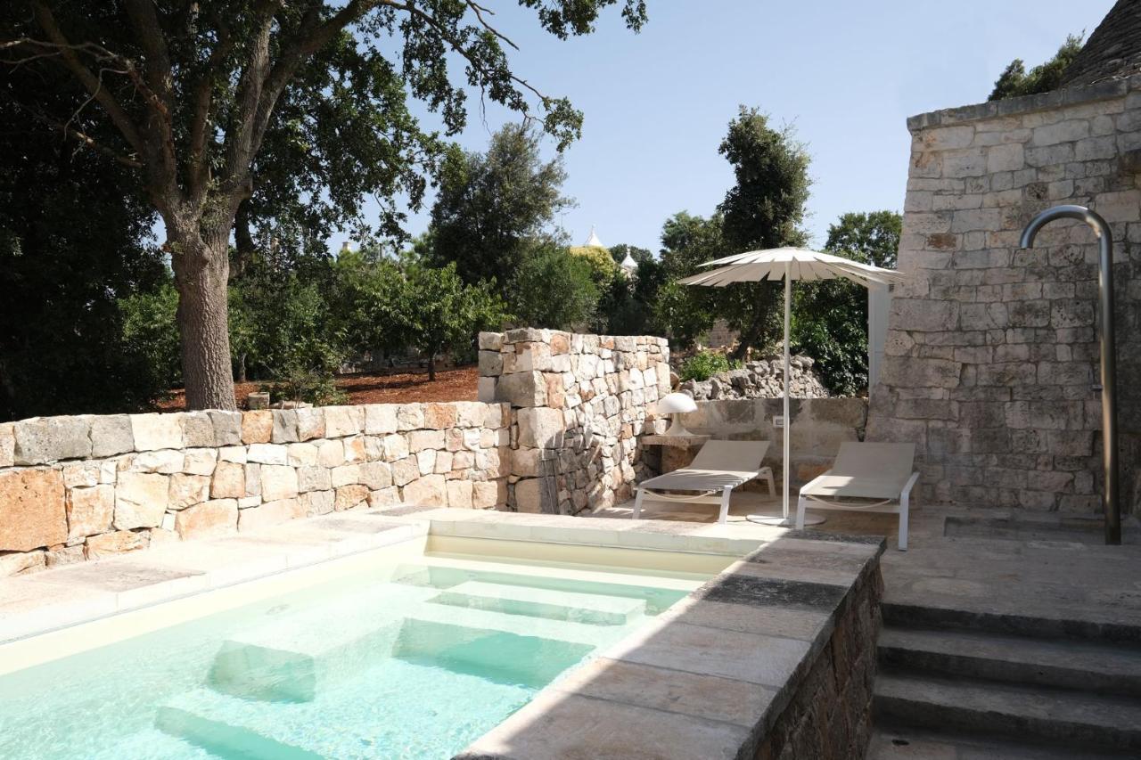 Truloco Nuzzi - Luxury Domus Villa โลโกโรตอนโด ภายนอก รูปภาพ