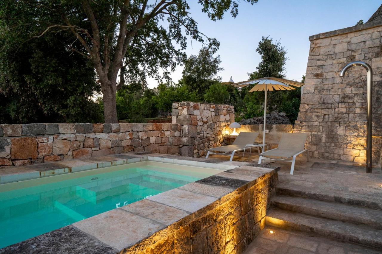 Truloco Nuzzi - Luxury Domus Villa โลโกโรตอนโด ภายนอก รูปภาพ