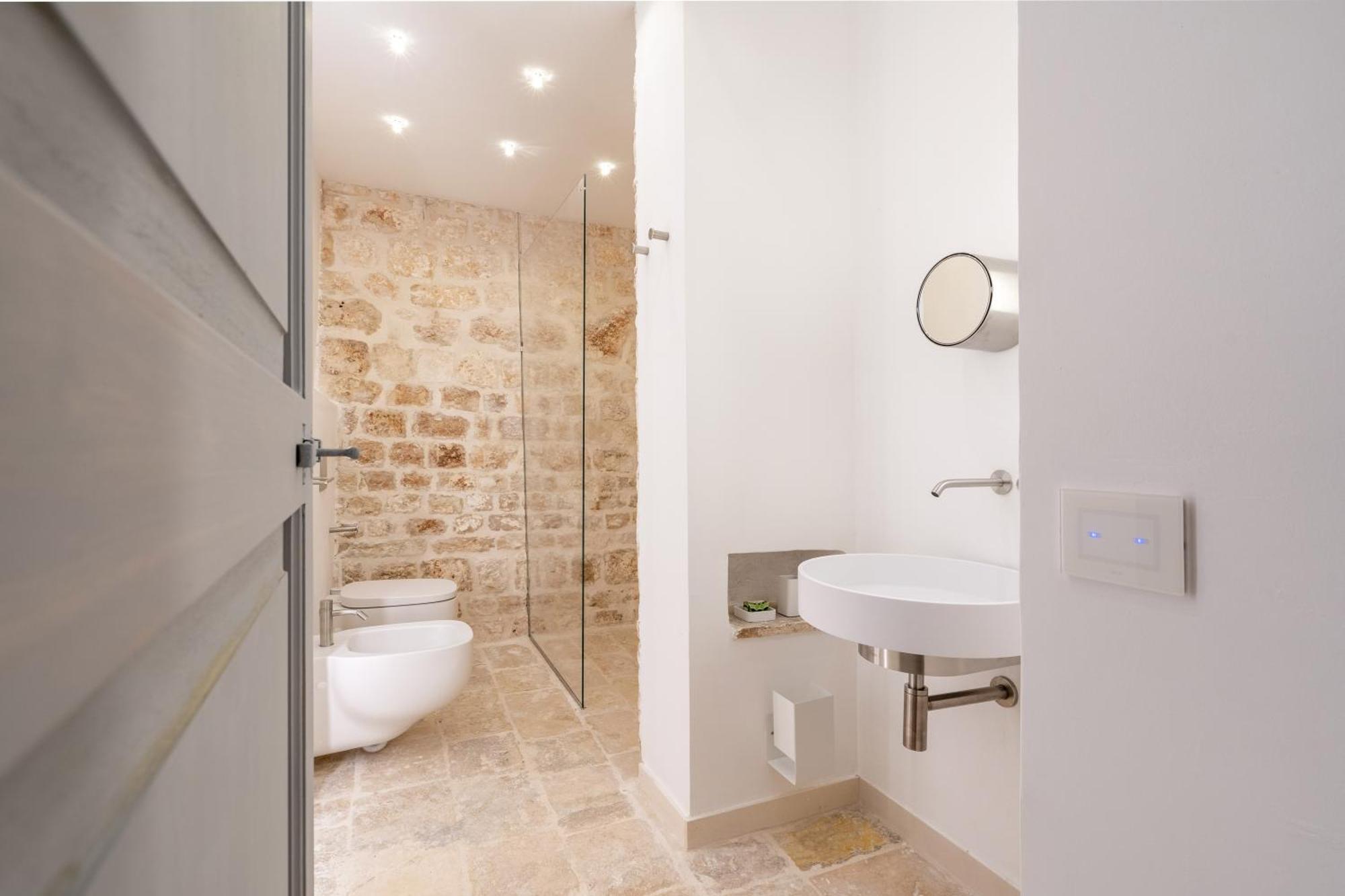 Truloco Nuzzi - Luxury Domus Villa โลโกโรตอนโด ภายนอก รูปภาพ
